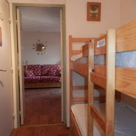 Pluton B63 Apartment